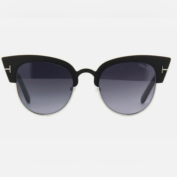 Tom Ford Accessories - GUC. Tom Ford Sunglasses